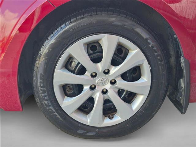 Used 2022 Toyota Corolla LE FWD image 14