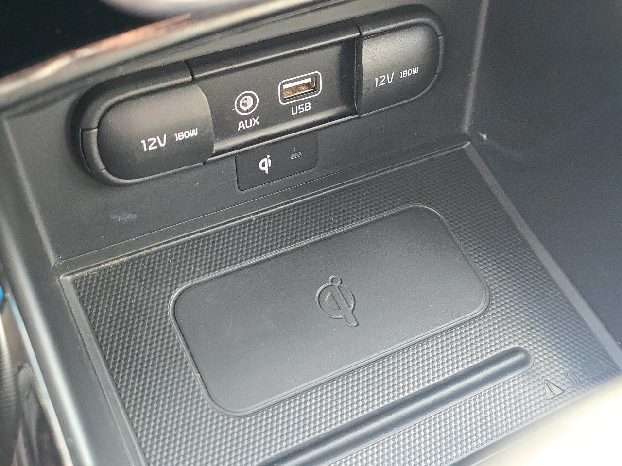 Used 2020 Kia Sorento SX image 28