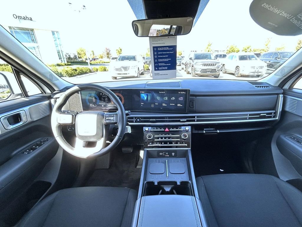 Used 2025 Hyundai Santa Fe SE image 14