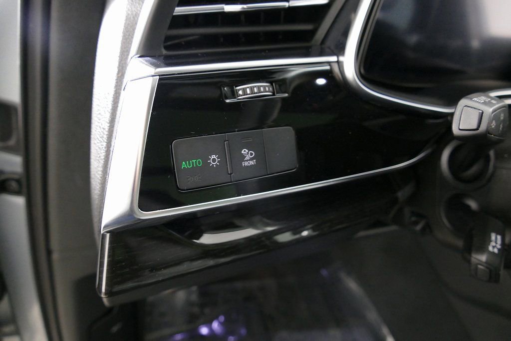 Used 2025 Audi Q7 3.0T Premium Plus AWD/4WD image 15