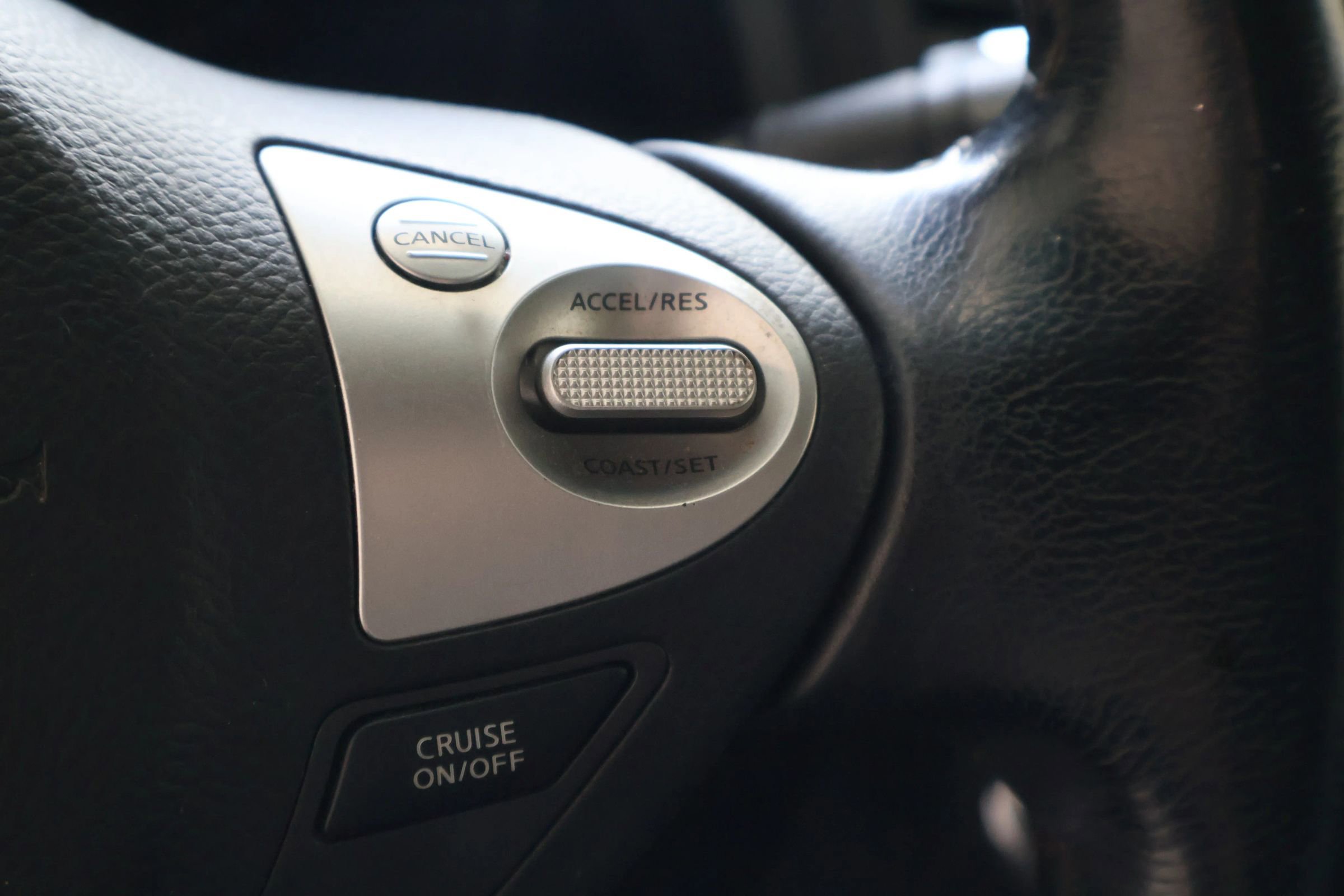 Used 2012 INFINITI FX35 AWD w/ Premium Pkg image 34