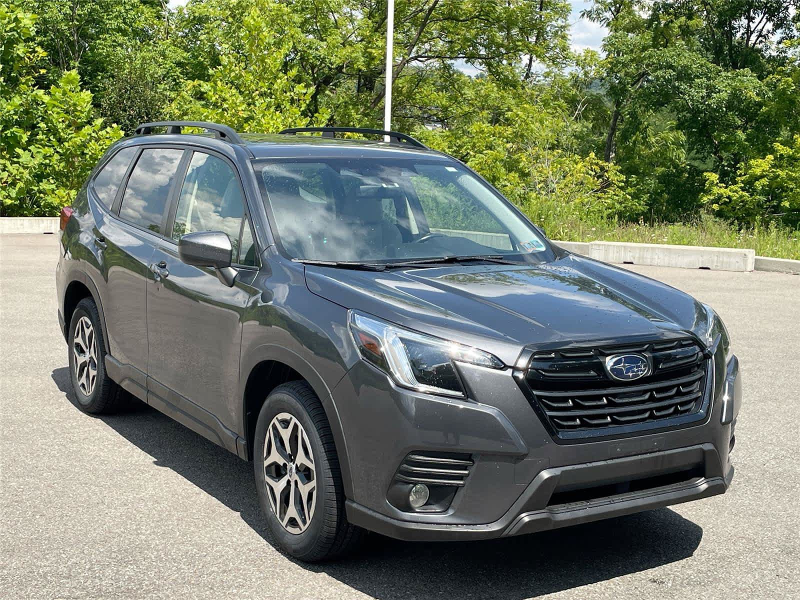 Certified 2023 Subaru Forester Premium AWD/4WD image 4