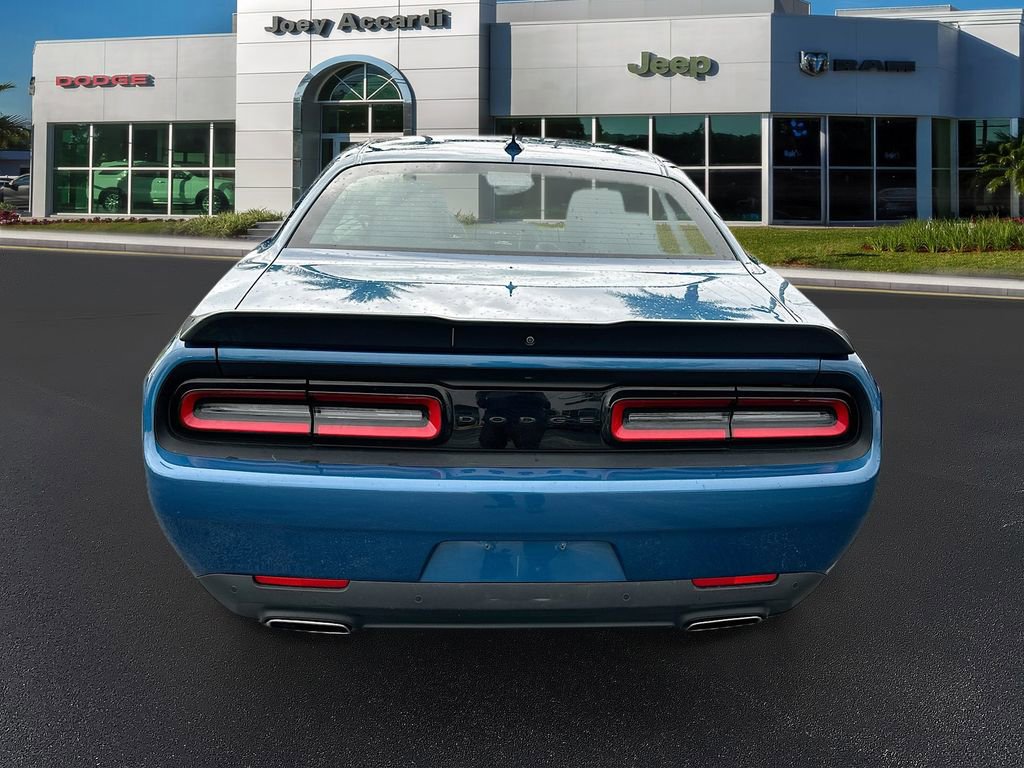 Used 2022 Dodge Challenger GT w/ Plus Package image 7
