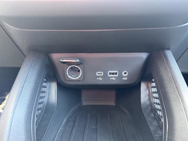 Used 2023 Chevrolet TrailBlazer RS w/ Sun and Liftgate Package image 39