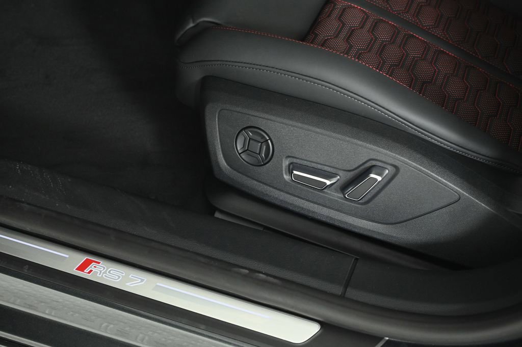 New 2026 Audi RS 7 Performance image 24