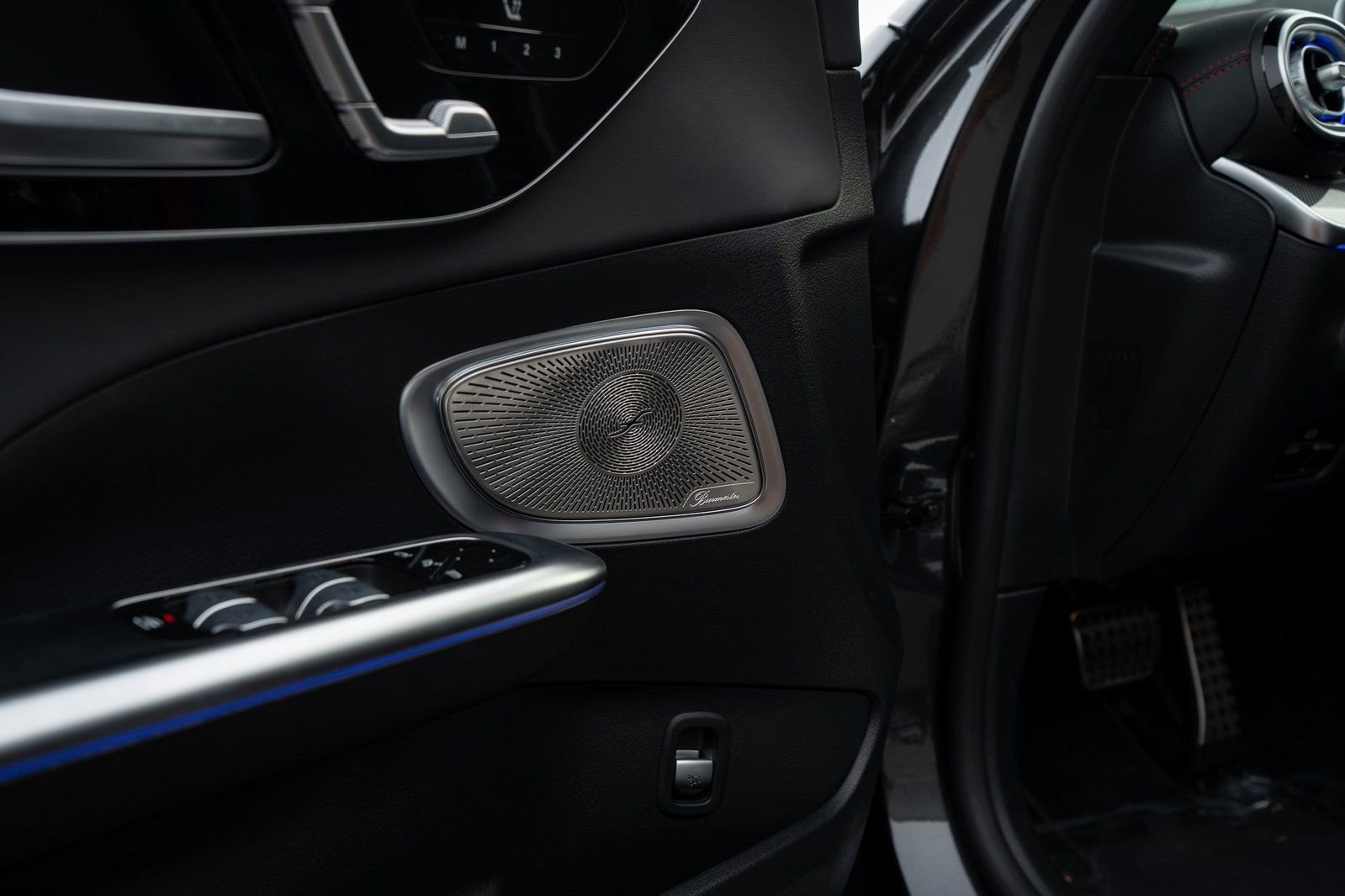 Used 2024 Mercedes-Benz C 43 AMG 4MATIC Sedan image 31