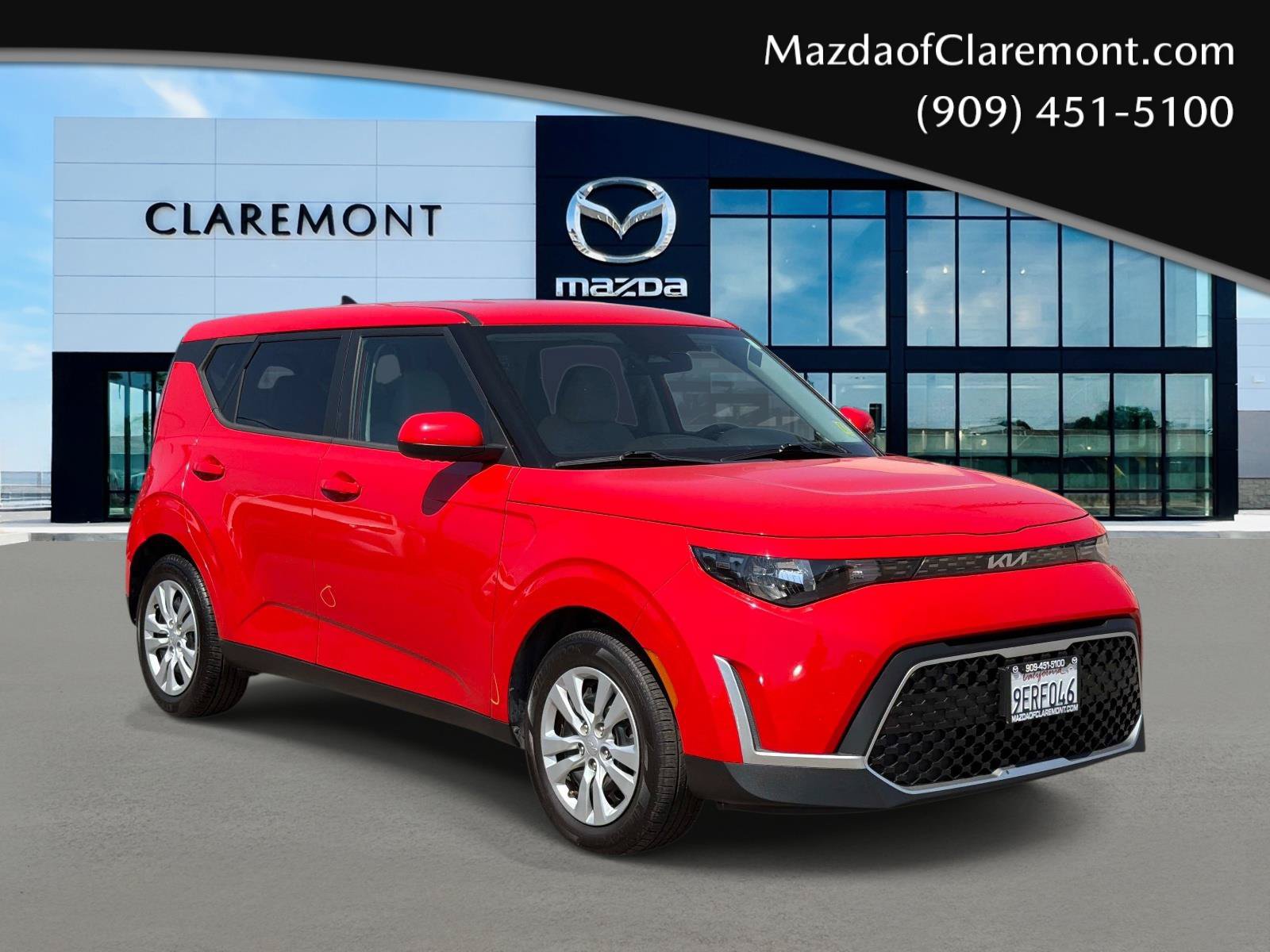 Used 2023 Kia Soul LX FWD image 1