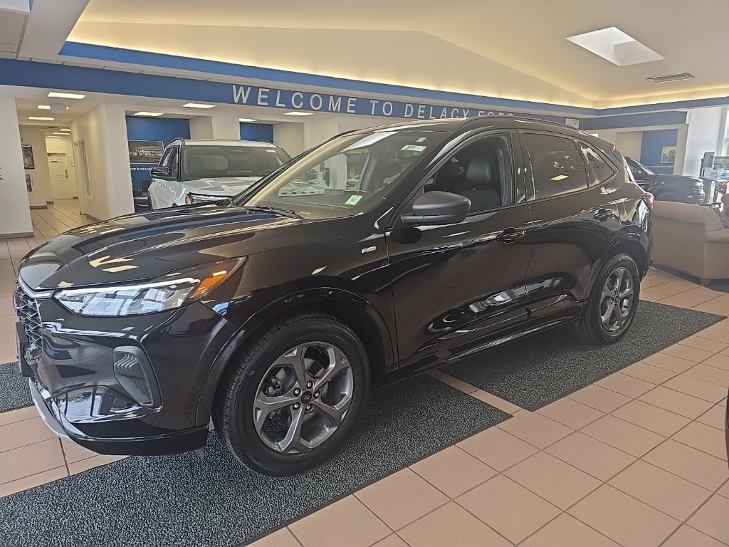 Used 2023 Ford Escape ST-Line w/ Tech Pack #1