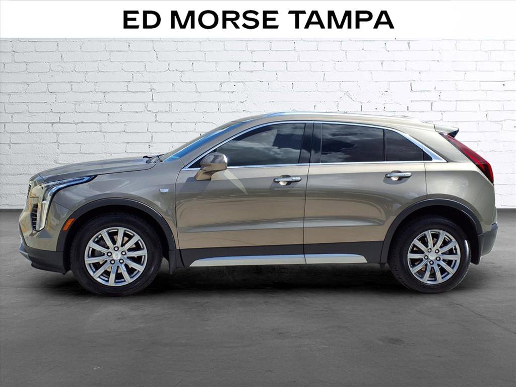 Used 2020 Cadillac XT4 Premium Luxury FWD image 2