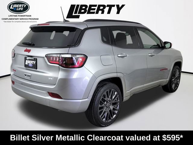 Used 2023 Jeep Compass Limited AWD/4WD image 3