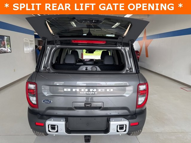 Used 2025 Ford Bronco Sport Badlands w/ Sasquatch Badlands Package image 36