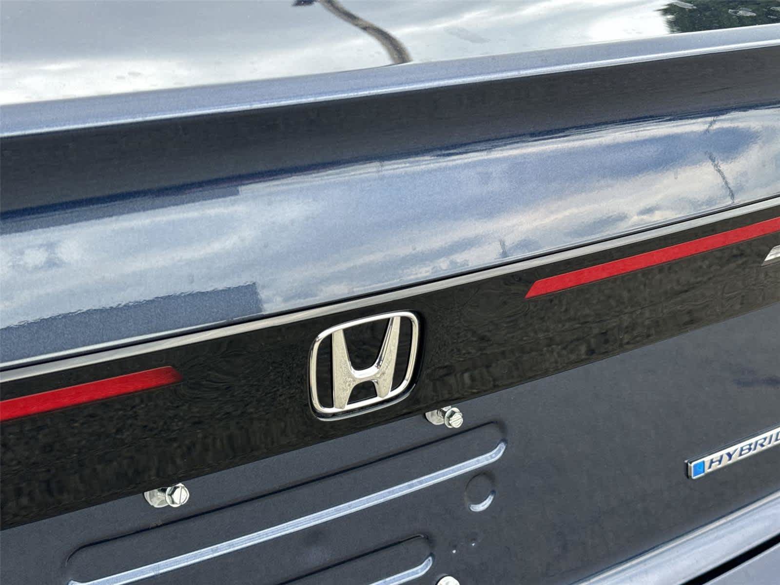 Used 2025 Honda Accord EX-L image 10