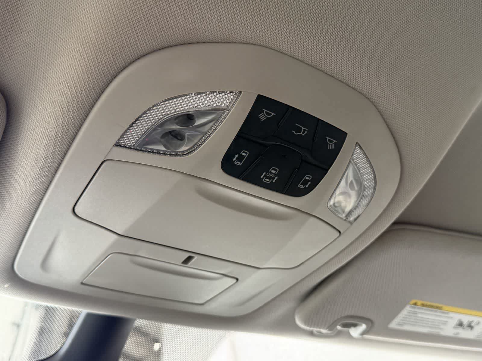 Used 2023 Chrysler Pacifica Touring-L FWD image 20
