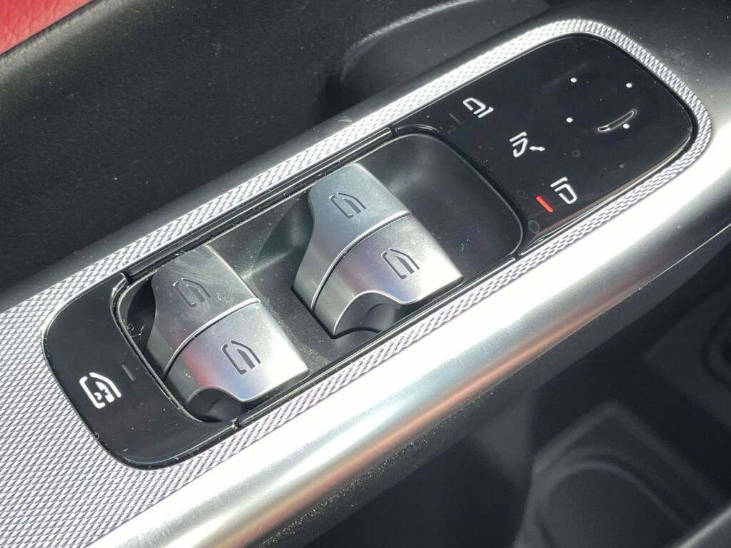 New 2026 Mercedes-Benz GLC 43 AMG 4MATIC image 33
