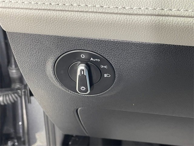 Used 2025 Volkswagen Taos S image 15