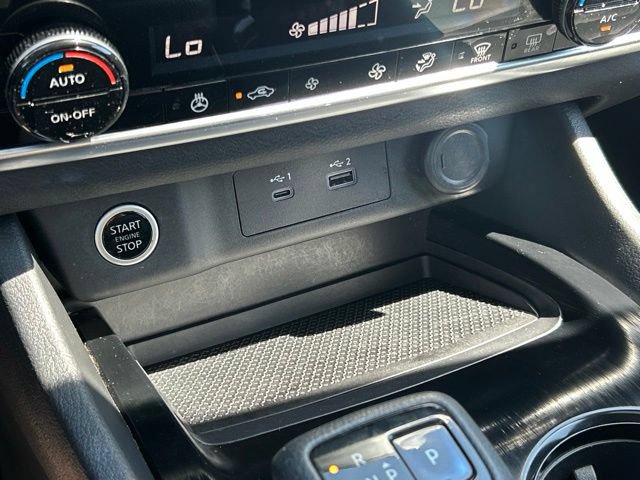 Used 2021 Nissan Rogue SV w/ Premium Package AWD/4WD image 56