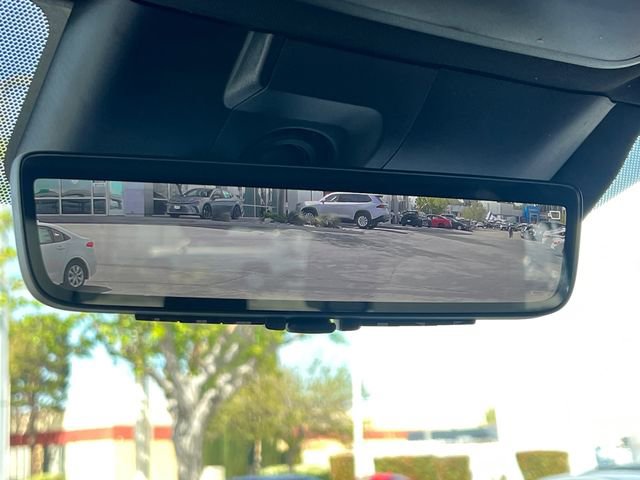 Used 2023 Toyota Sequoia Capstone AWD/4WD image 29