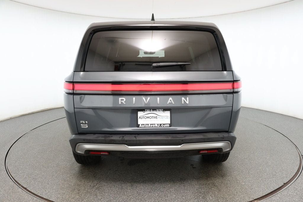 Used 2024 Rivian R1S Adventure AWD/4WD image 5