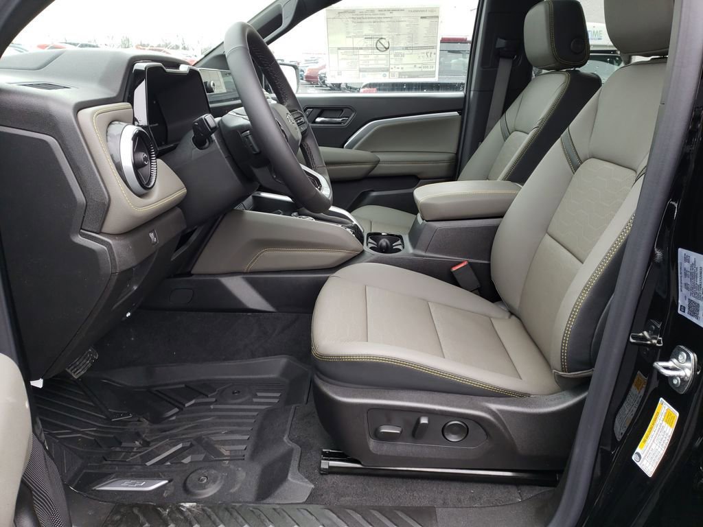 New 2026 Chevrolet Colorado ZR2 w/ Technology Package image 9