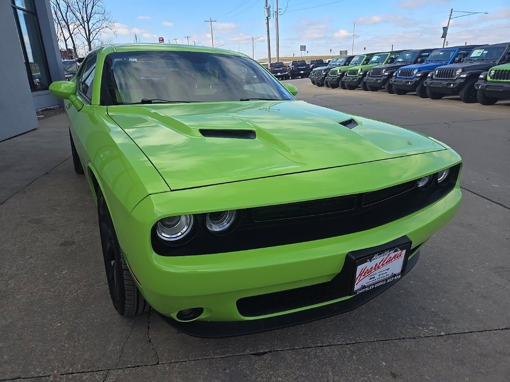 Used 2023 Dodge Challenger SXT w/ Blacktop Package image 13