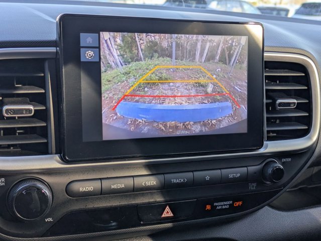 Used 2025 Hyundai Venue SEL image 9