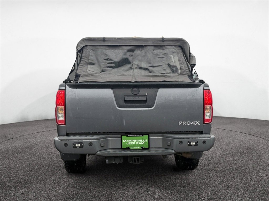 Used 2020 Nissan Frontier PRO-4X w/ Pro-4x Utility Package image 4