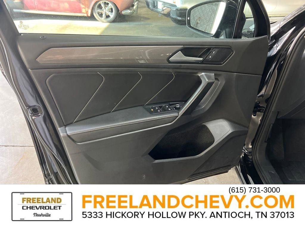 Used 2022 Volkswagen Tiguan SE image 10