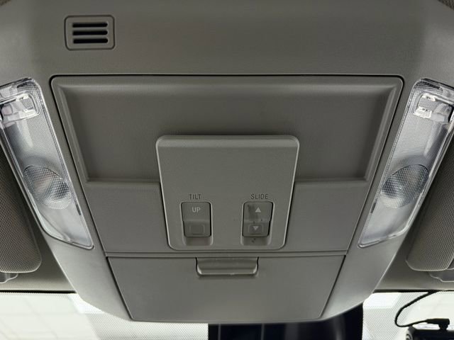 Used 2019 Toyota Tundra Limited w/ Limited Premium Package RWD image 23