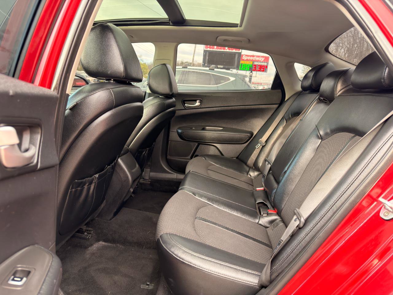 Used 2018 Kia Optima S w/ Panoramic Sunroof Package image 11