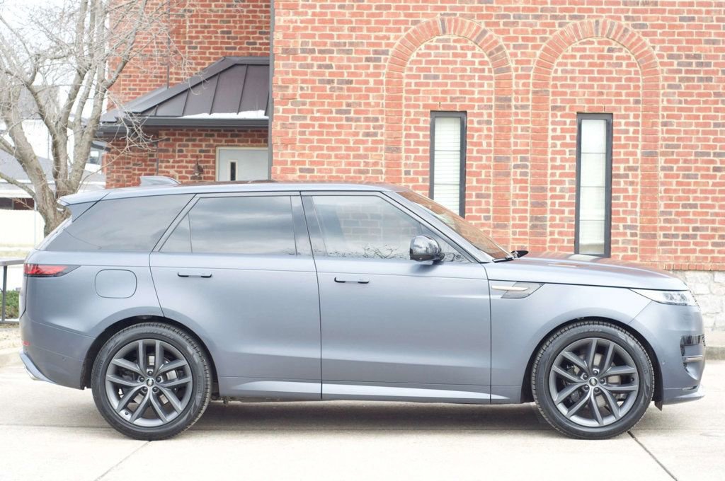 Used 2024 Land Rover Range Rover Sport Dynamic SE image 8