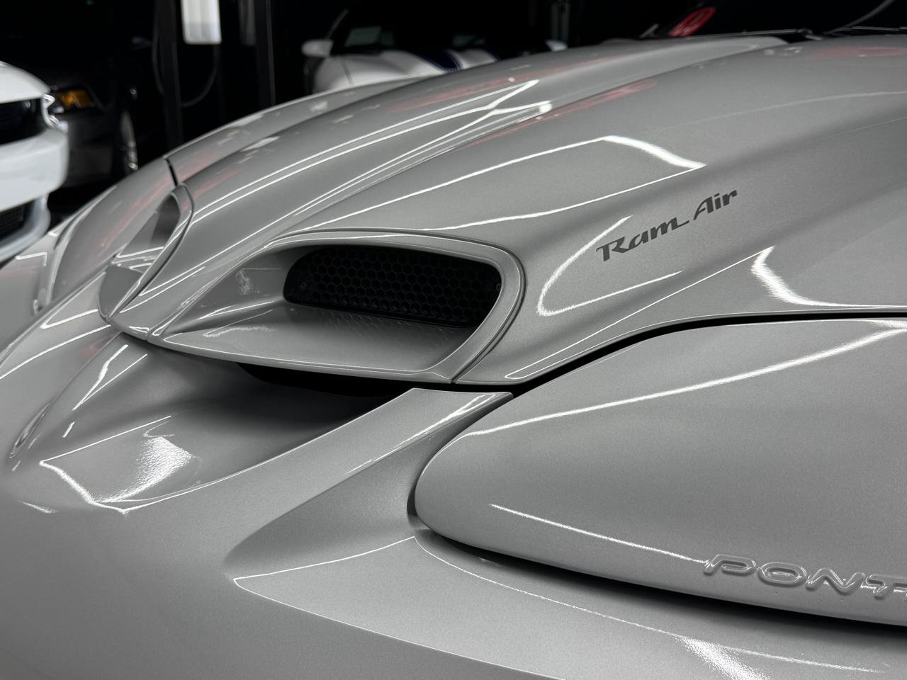 Used 2000 Pontiac Firebird Formula RWD image 27