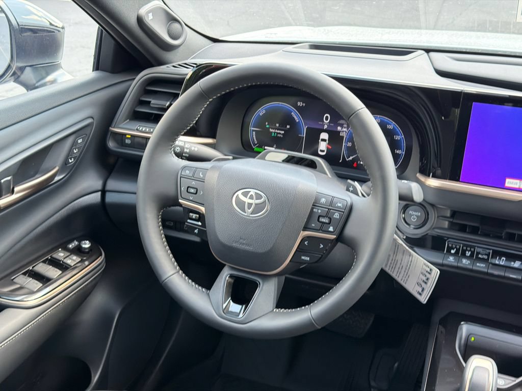 New 2026 Toyota Crown Platinum AWD/4WD image 29
