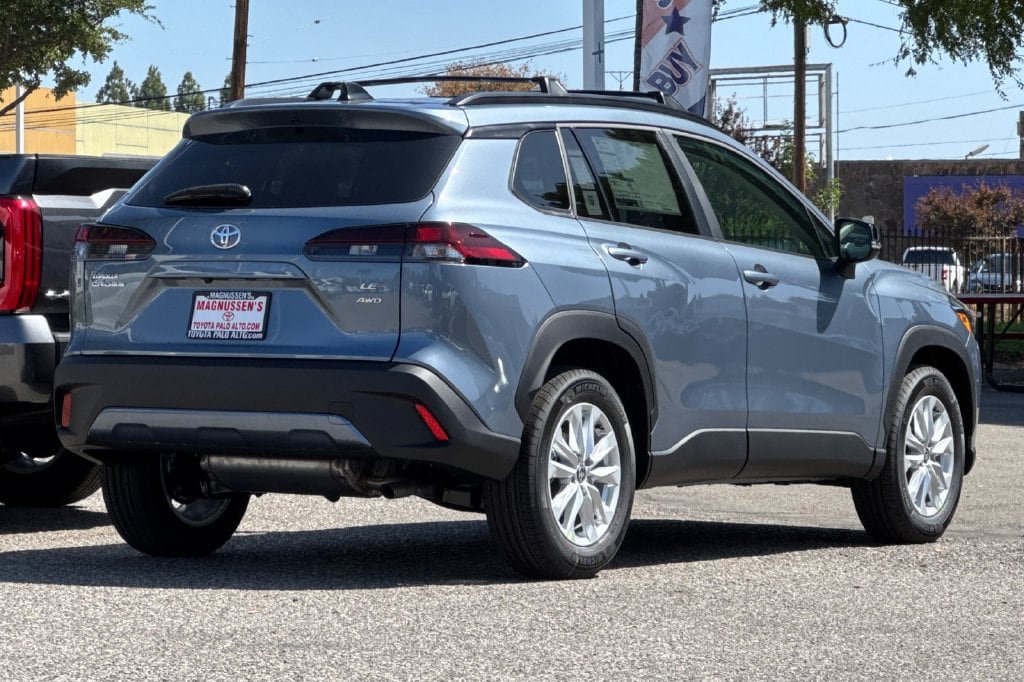 New 2026 Toyota Corolla Cross LE w/ Moonroof Package AWD/4WD image 5