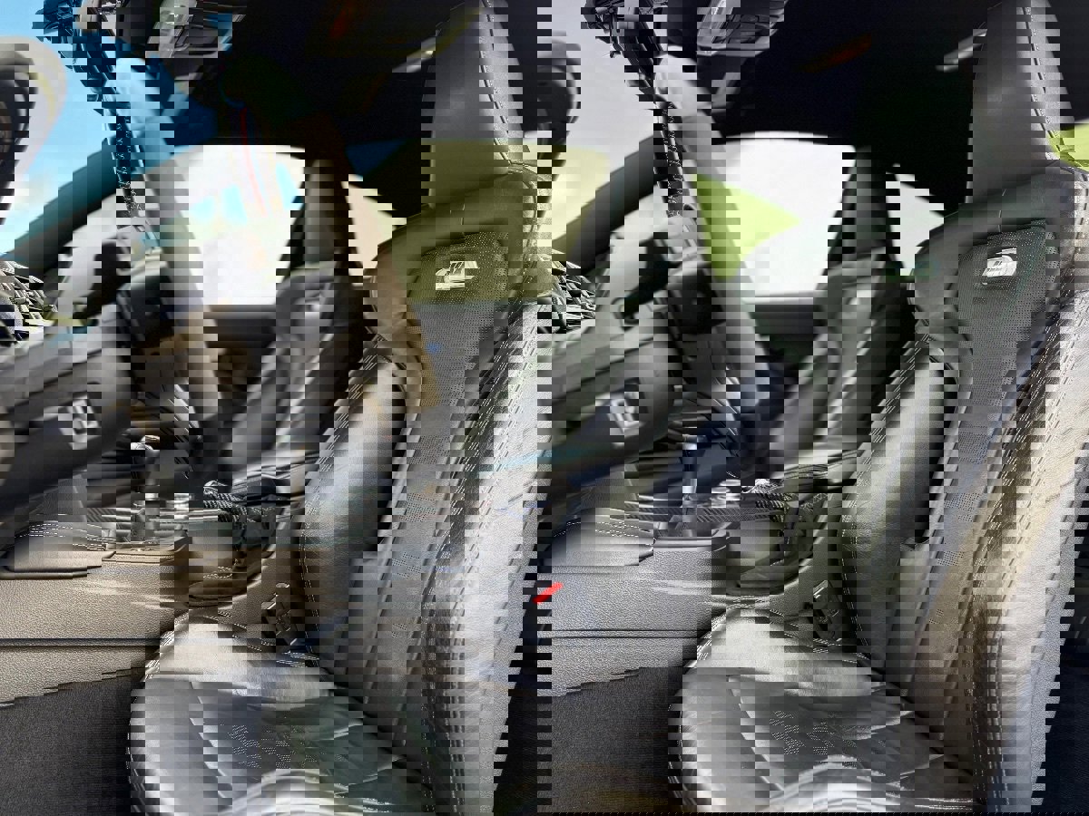 Used 2017 BMW M4 Coupe image 18