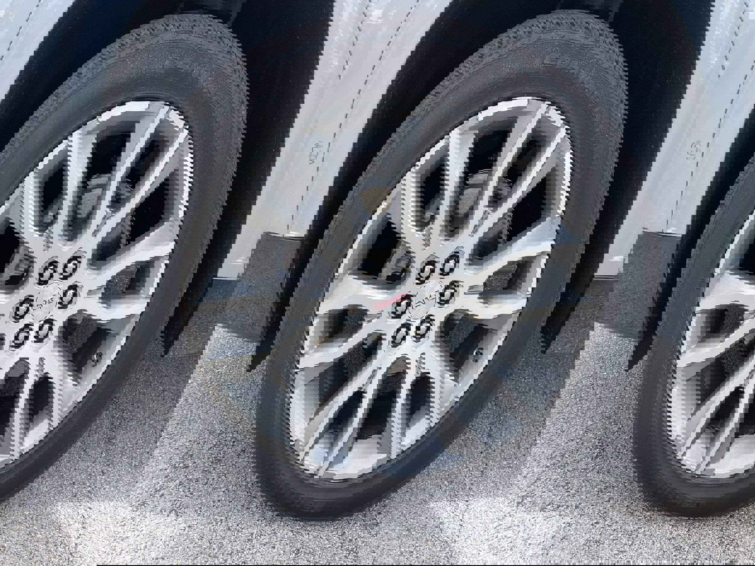 Certified 2025 GMC Acadia Denali w/ Super Cruise Package image 36