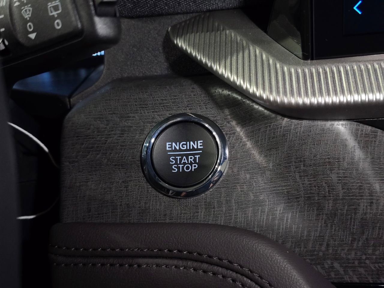 New 2026 Ford Explorer Platinum image 26