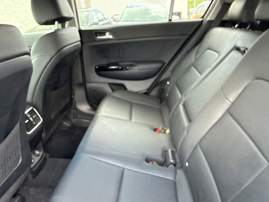 Certified 2018 Kia Sportage EX AWD/4WD image 31