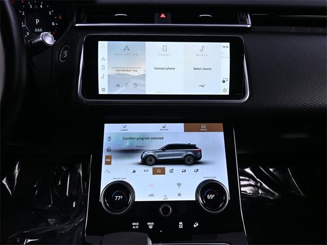 Used 2022 Land Rover Range Rover Velar S image 25