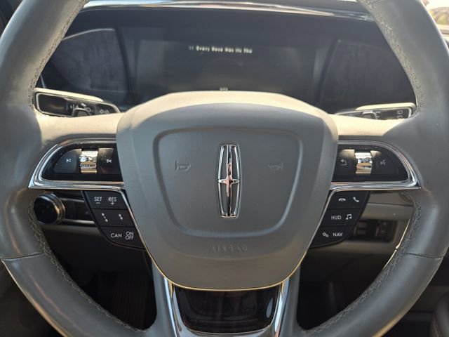 Used 2019 Lincoln Navigator Reserve image 26