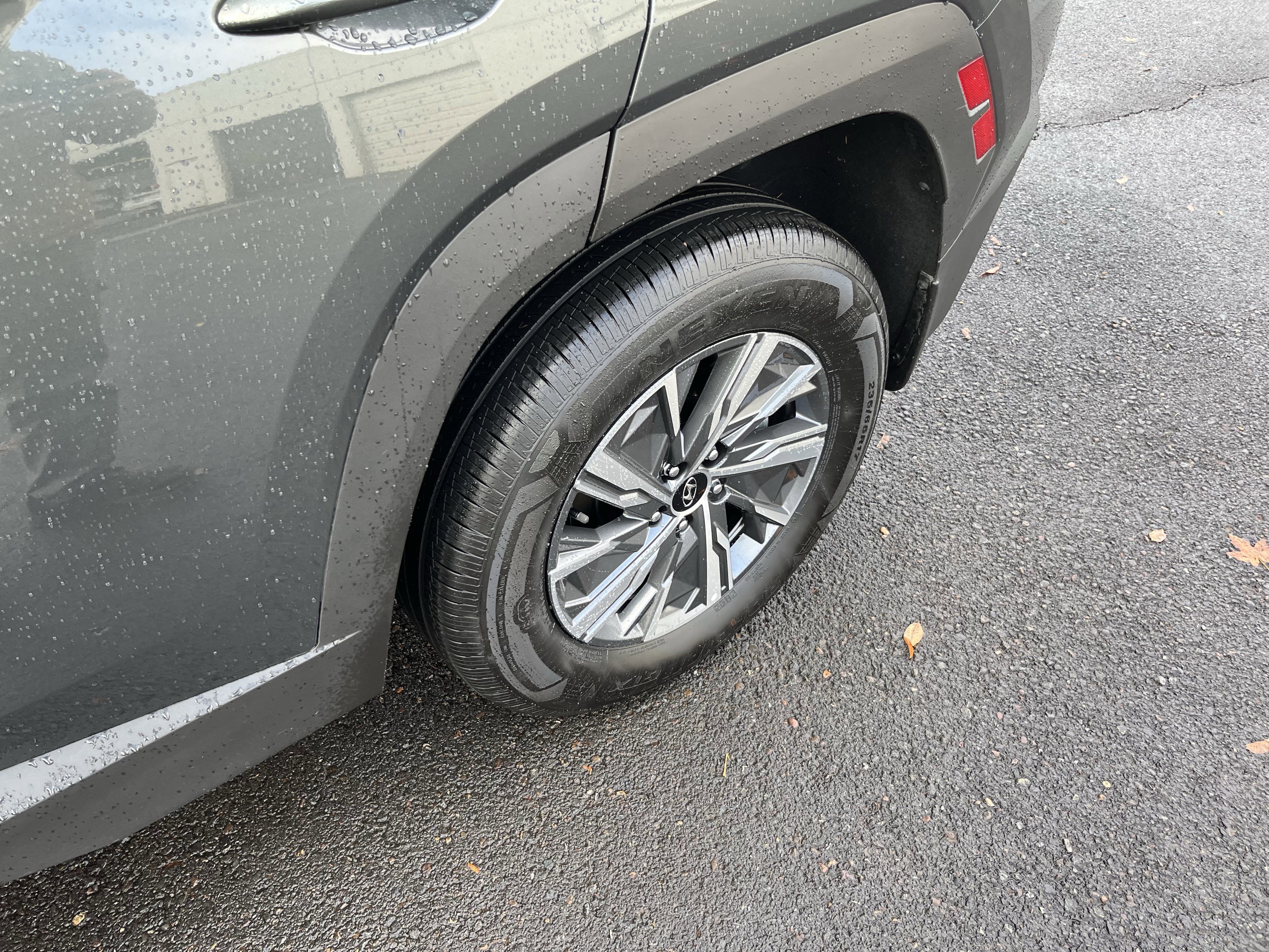 Used 2024 Hyundai Tucson Blue image 25