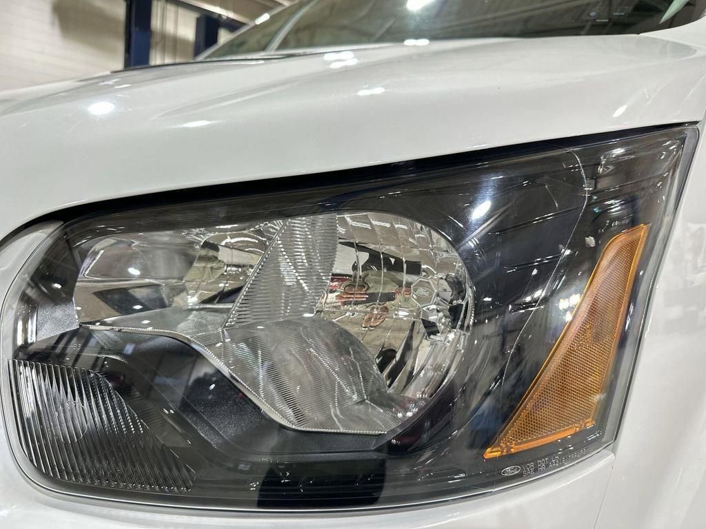 Used 2024 Ford Transit 250 Low Roof w/ Exterior Upgrade Package image 25