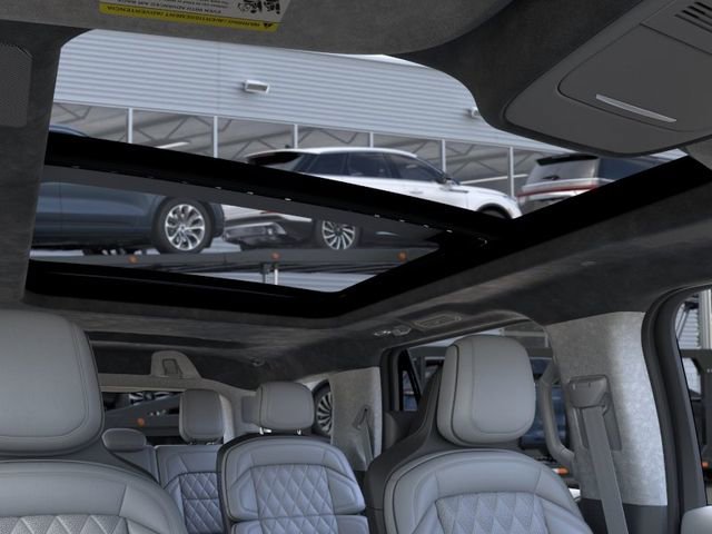 New 2026 Lincoln Navigator Black Label AWD/4WD image 22