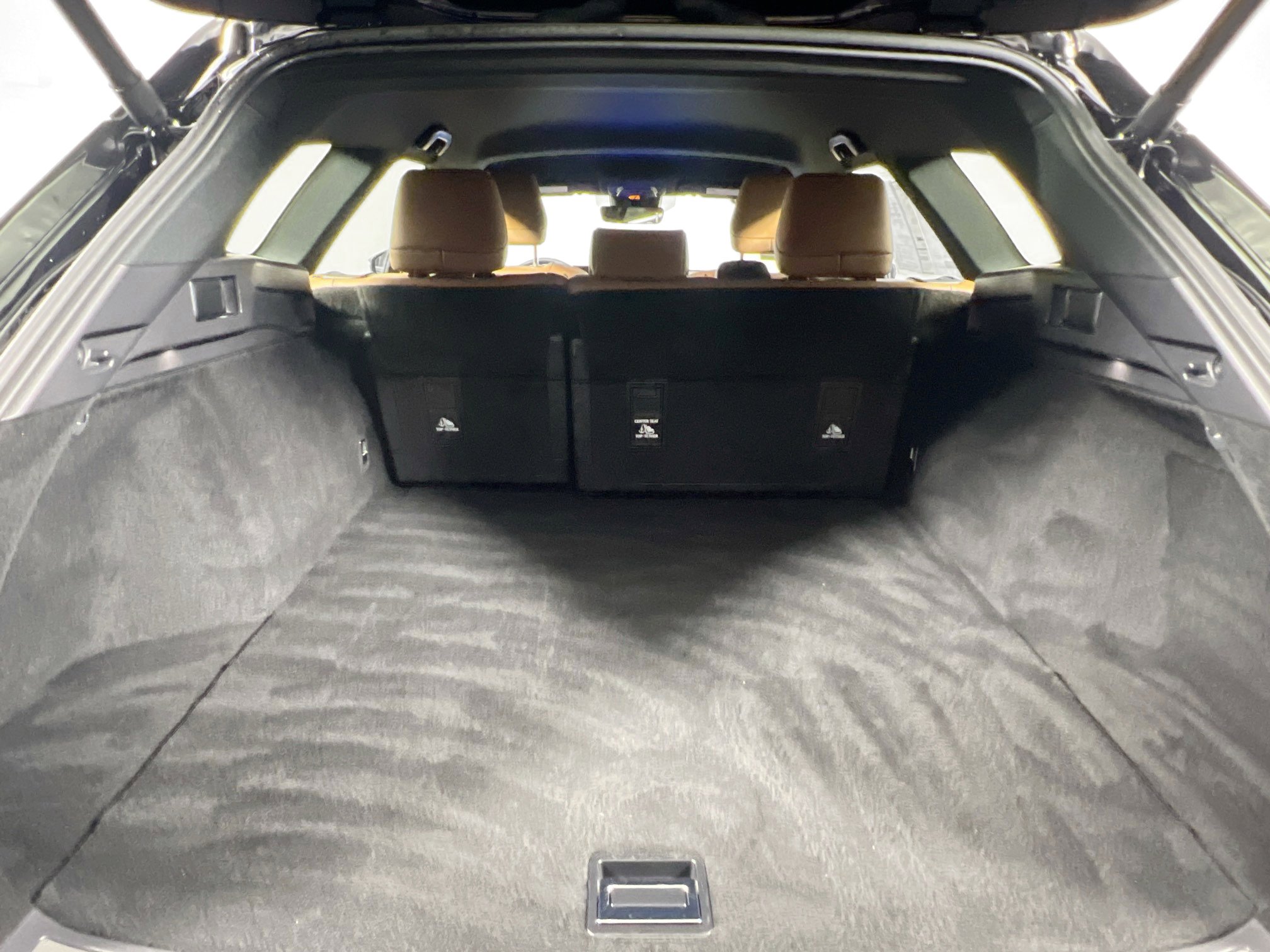 Used 2025 Toyota Crown Signia AWD/4WD image 34