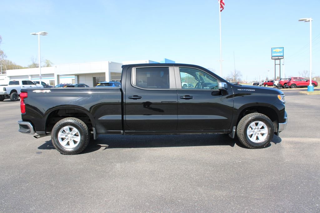 Used 2025 Chevrolet Silverado 1500 LT w/ Work Truck Package image 11