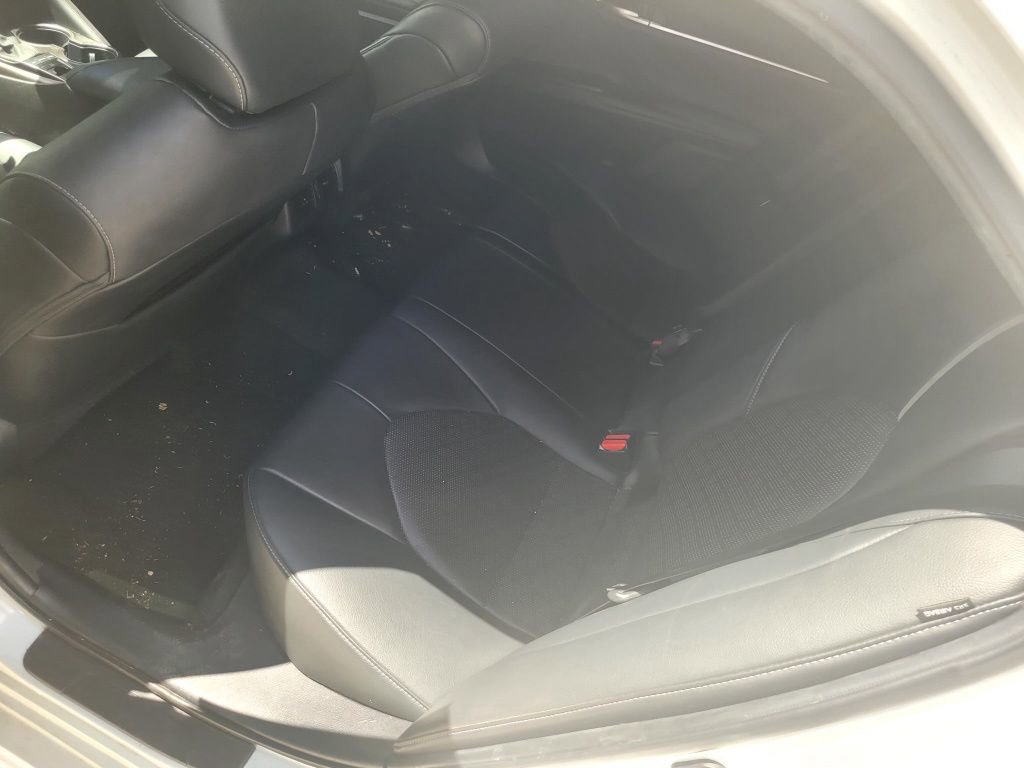 Used 2021 Toyota Camry XSE image 15