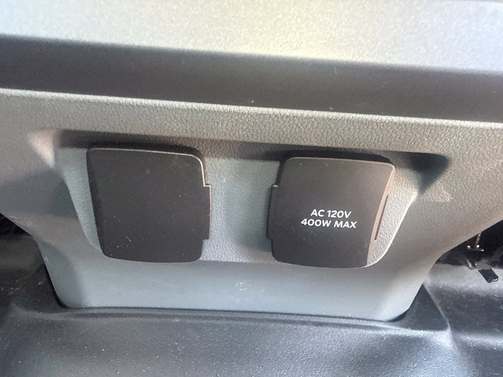 Used 2024 Ford F250 XLT w/ XLT Premium Package AWD/4WD image 19