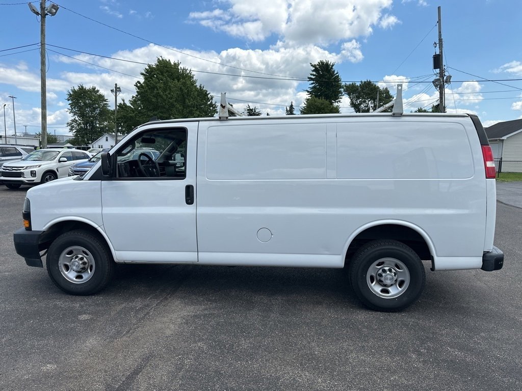 Used 2018 Chevrolet Express 2500 Work Van image 31