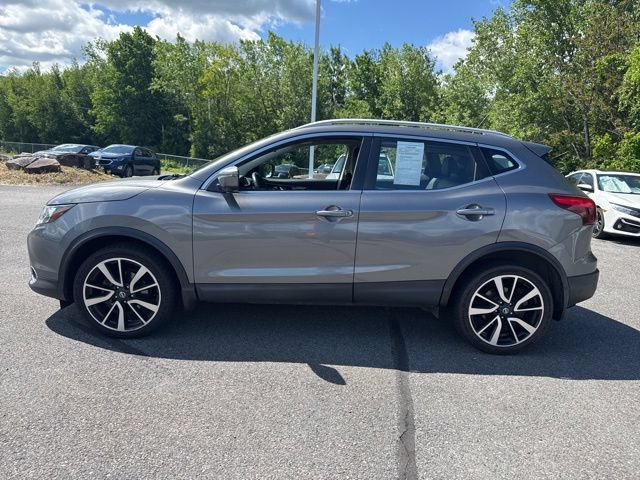 Certified 2017 Nissan Rogue Sport SL w/ SL Premium Package AWD/4WD image 8