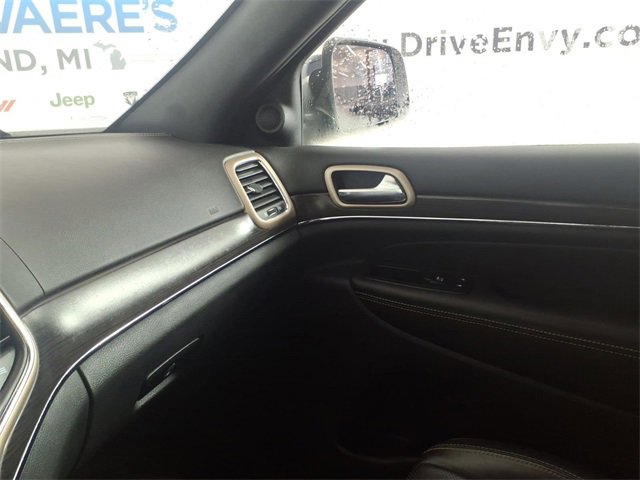 Used 2015 Jeep Grand Cherokee Overland w/ Advanced Technology Group image 23