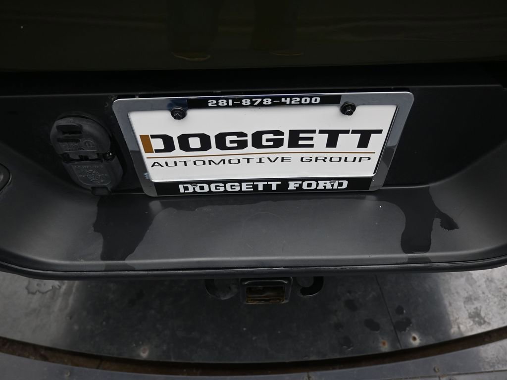 Used 2022 Jeep Gladiator Mojave w/ Cold Weather Group image 10